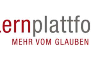 Der Aufbaukurs Theologie ist online, der Hausarbeiten-Prozess wurde digitalisiert und neue Online-Begleitzirkel wurden eingerichtet.