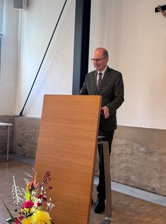 Dr. Stefan Meyer-Ahlen - Festrede zur Abschlussfeier